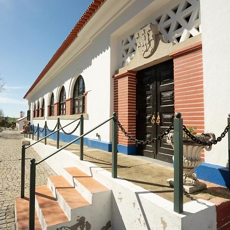 Escola Do Fado Bed and Breakfast Vila Fernando  Eksteriør billede