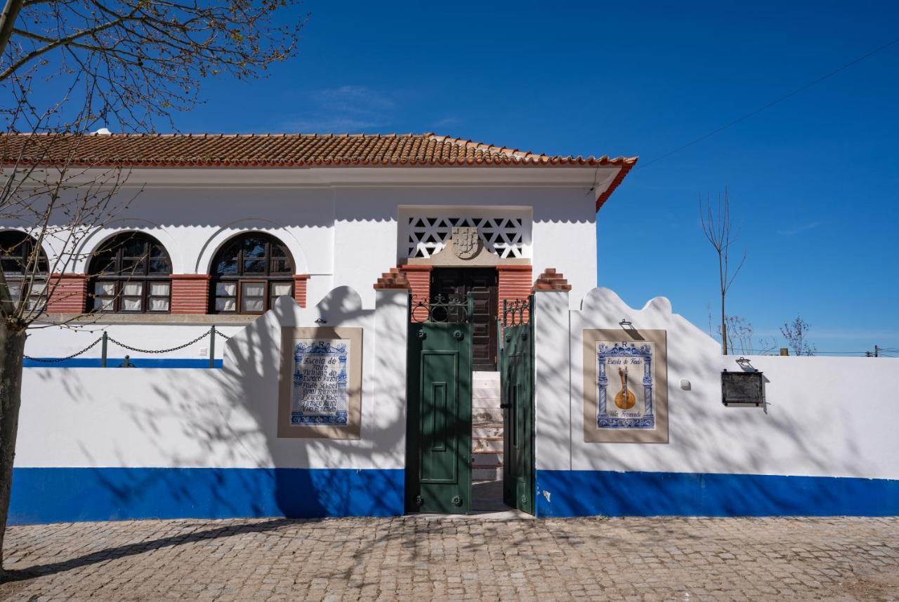 Escola Do Fado Bed and Breakfast Vila Fernando  Eksteriør billede